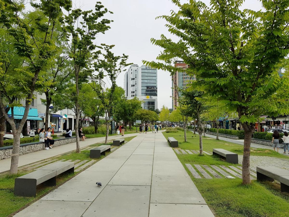 Seeu House Hongdae Seoul Exterior photo