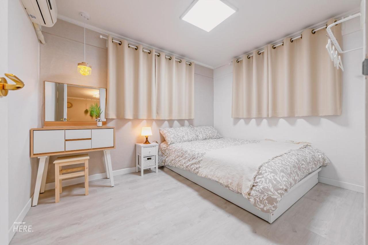 Seeu House Hongdae Seoul Exterior photo
