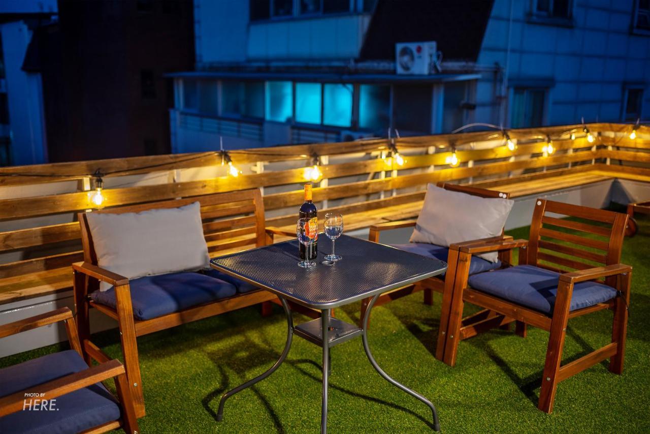 Seeu House Hongdae Seoul Exterior photo